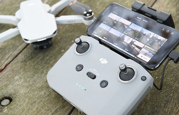 Why is DJI Mini 2 Controller Beeping? 5 Causes & How to Fix?